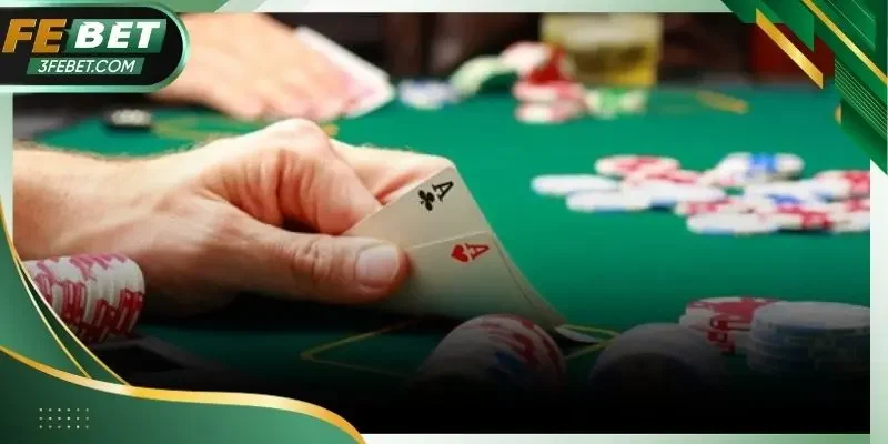 Áp dụng chiến thuật poker để kiểm soát ván bài