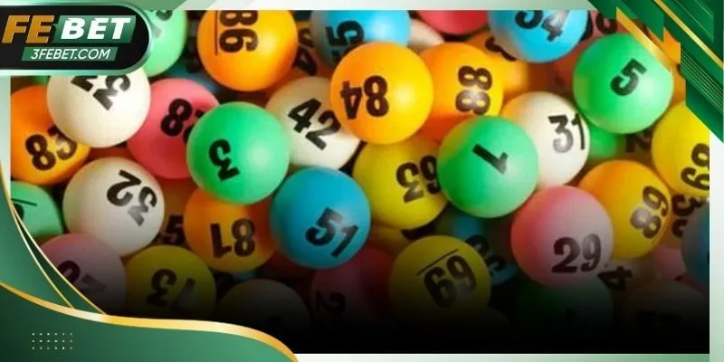 Thành viên kiểm tra thông tin vé và số lượng tham gia xổ số Febet